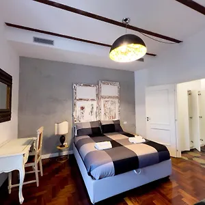 The Cozy Apartment