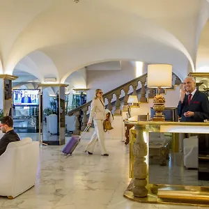 4* فندق Shangri-la By Omnia